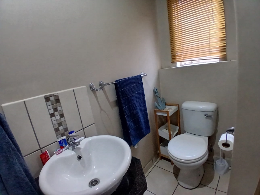 3 Bedroom Property for Sale in Waterval East North West
